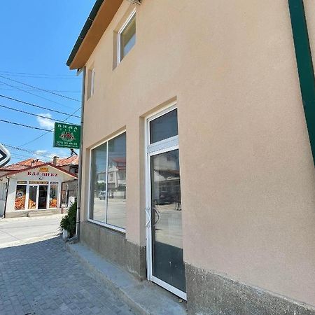 Vila 5 Hotel Prilep Exterior photo
