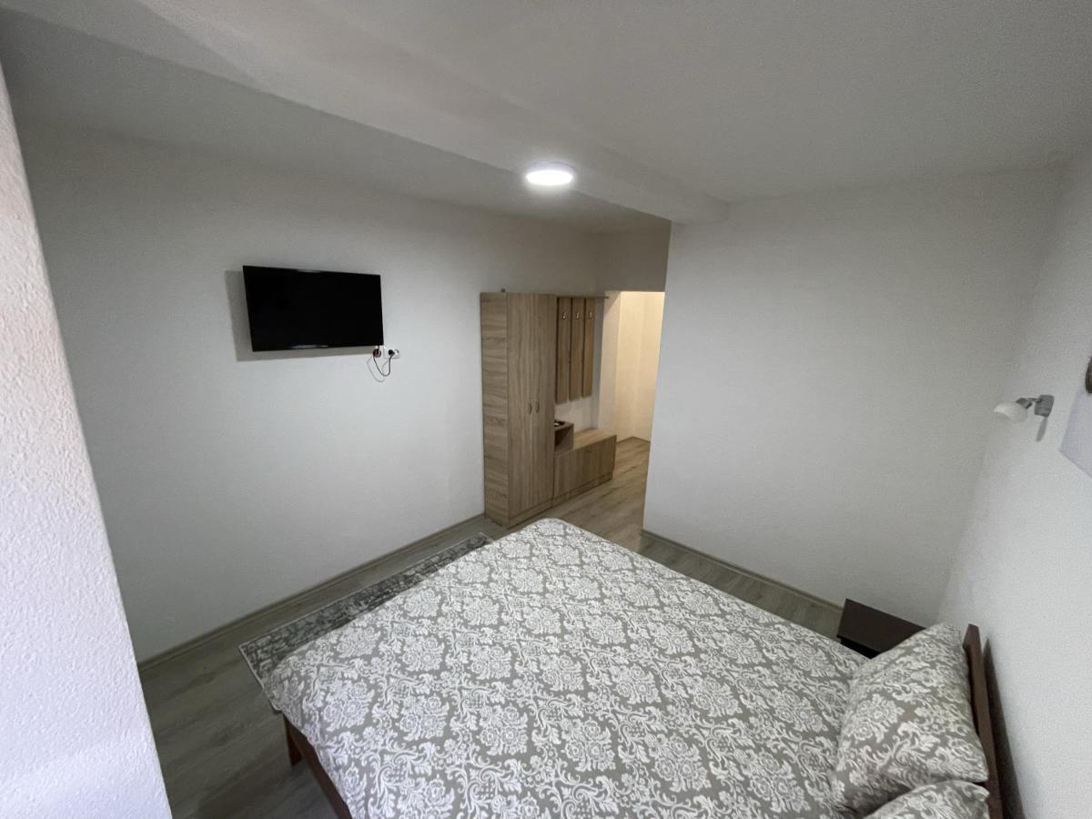 Vila 5 Hotel Prilep Exterior photo